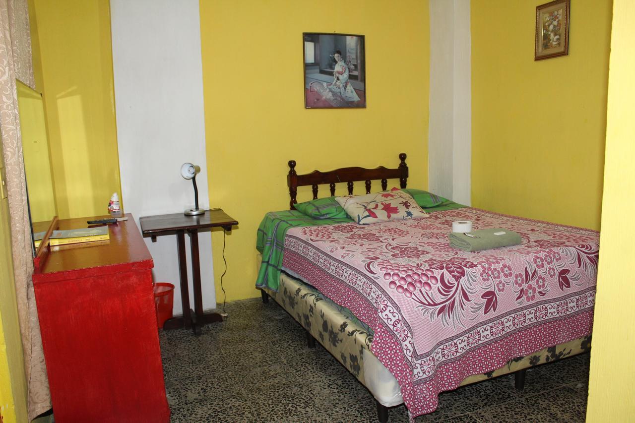 Hotel Casa Del Viajero Quetzaltenango Exterior foto