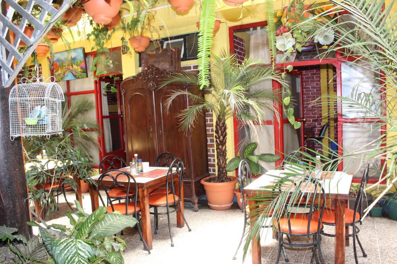 Hotel Casa Del Viajero Quetzaltenango Exterior foto